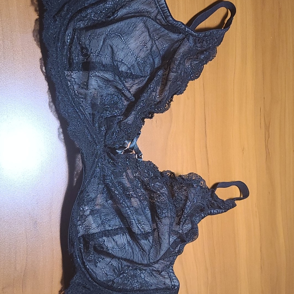 Smart and Sexy 40DDD Bra